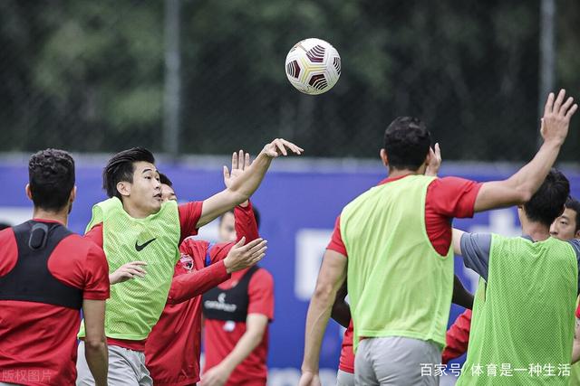 中国男篮不敌德国狂输49分 李凯尔10分周琦9分