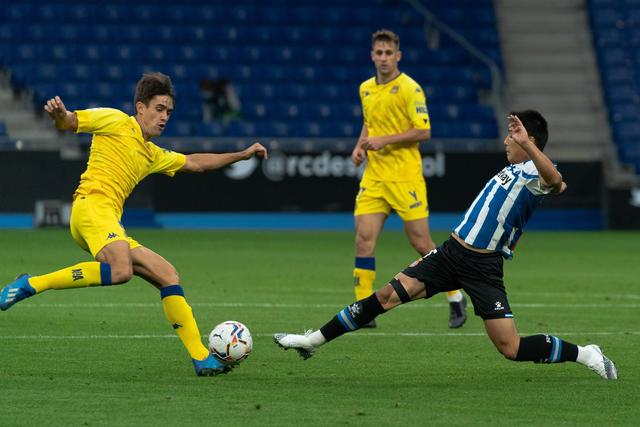 老队友林书豪给崔永熙提建议：训练中要狠一些